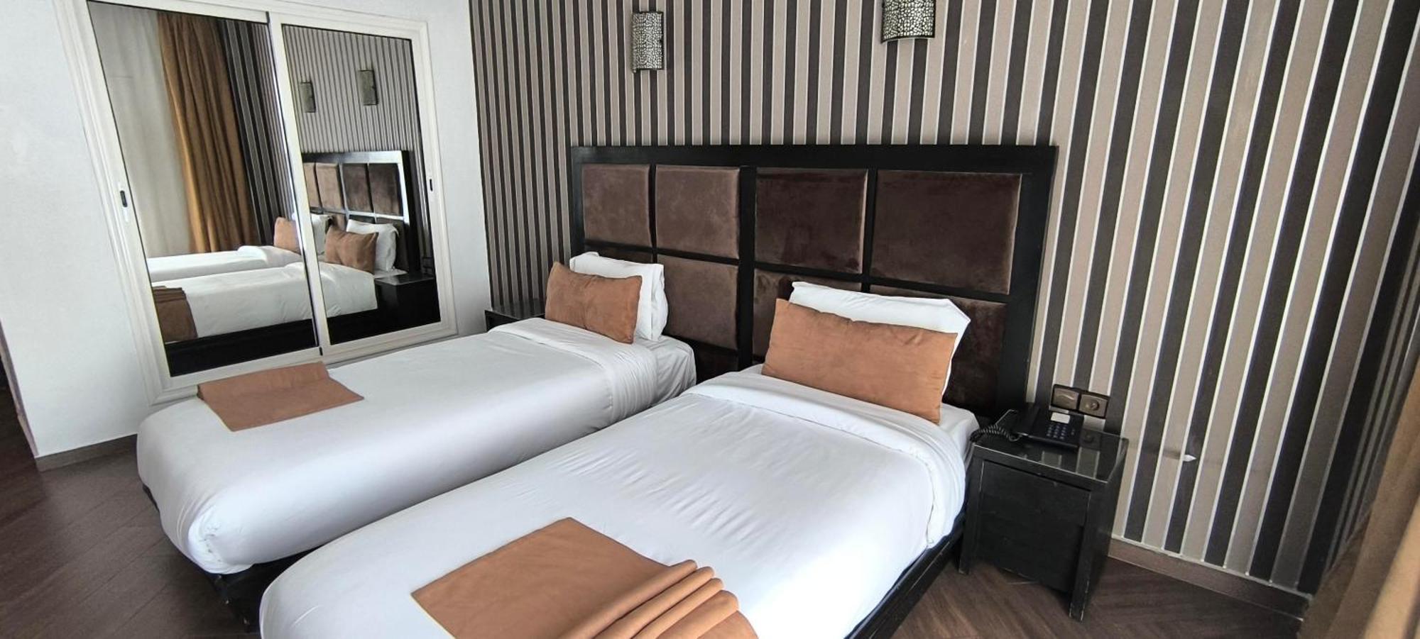Hotel Swani مكناز المظهر الخارجي الصورة