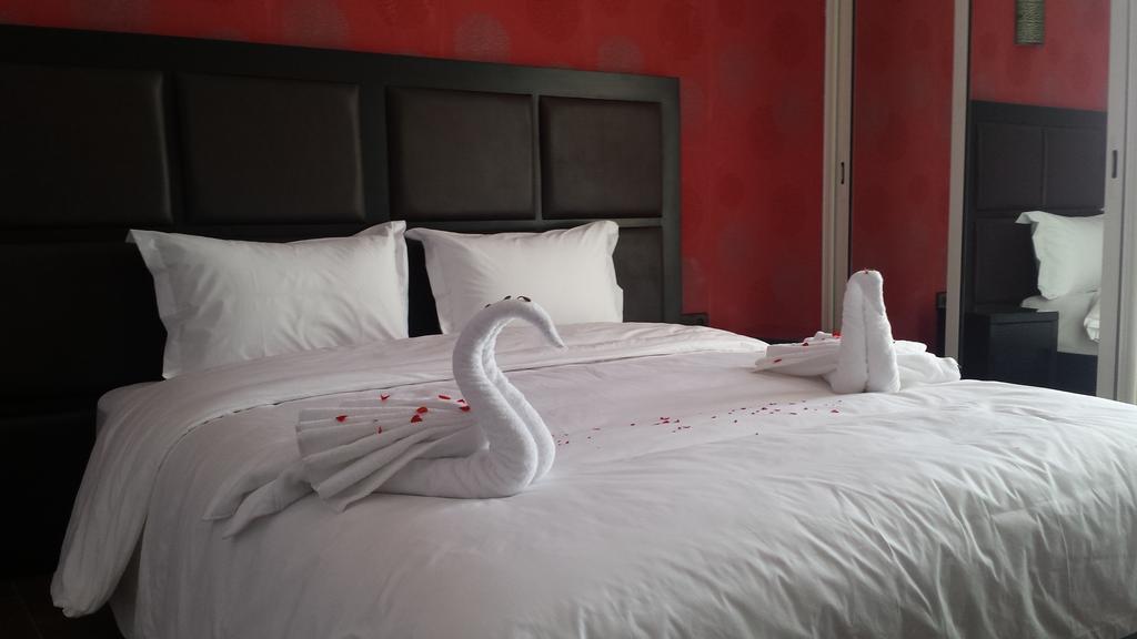 Hotel Swani مكناز المظهر الخارجي الصورة