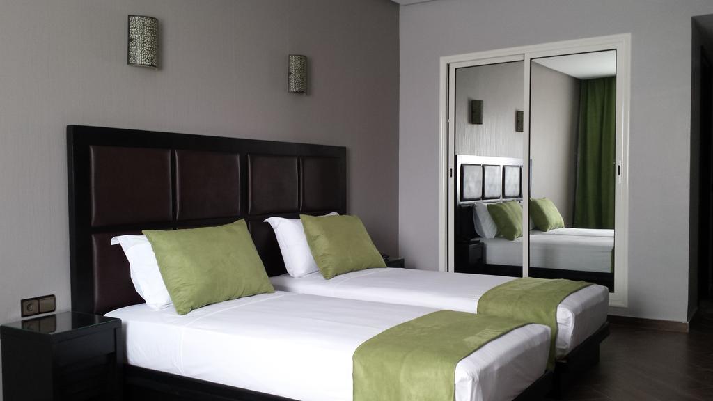 Hotel Swani مكناز المظهر الخارجي الصورة