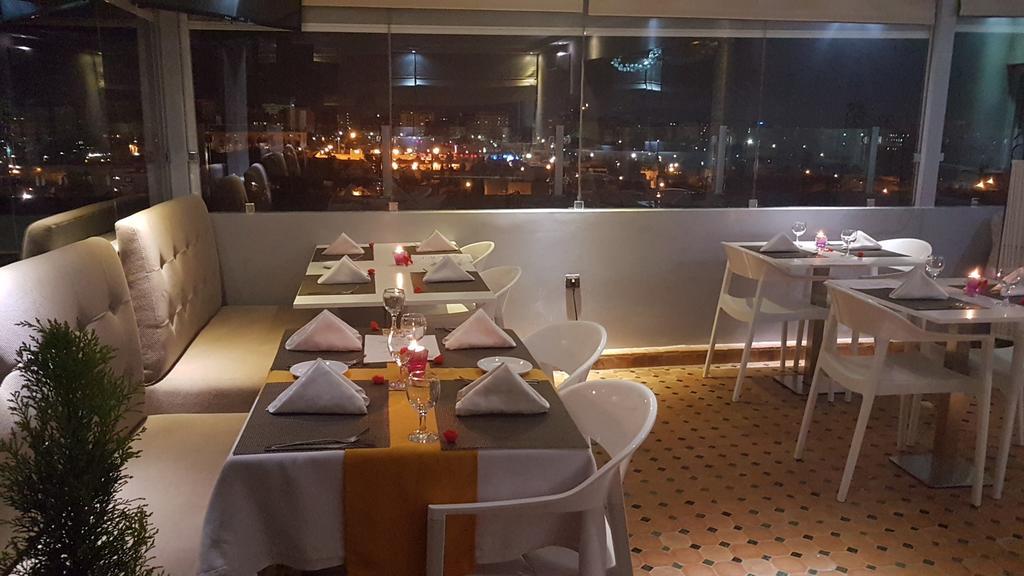 Hotel Swani مكناز المظهر الخارجي الصورة
