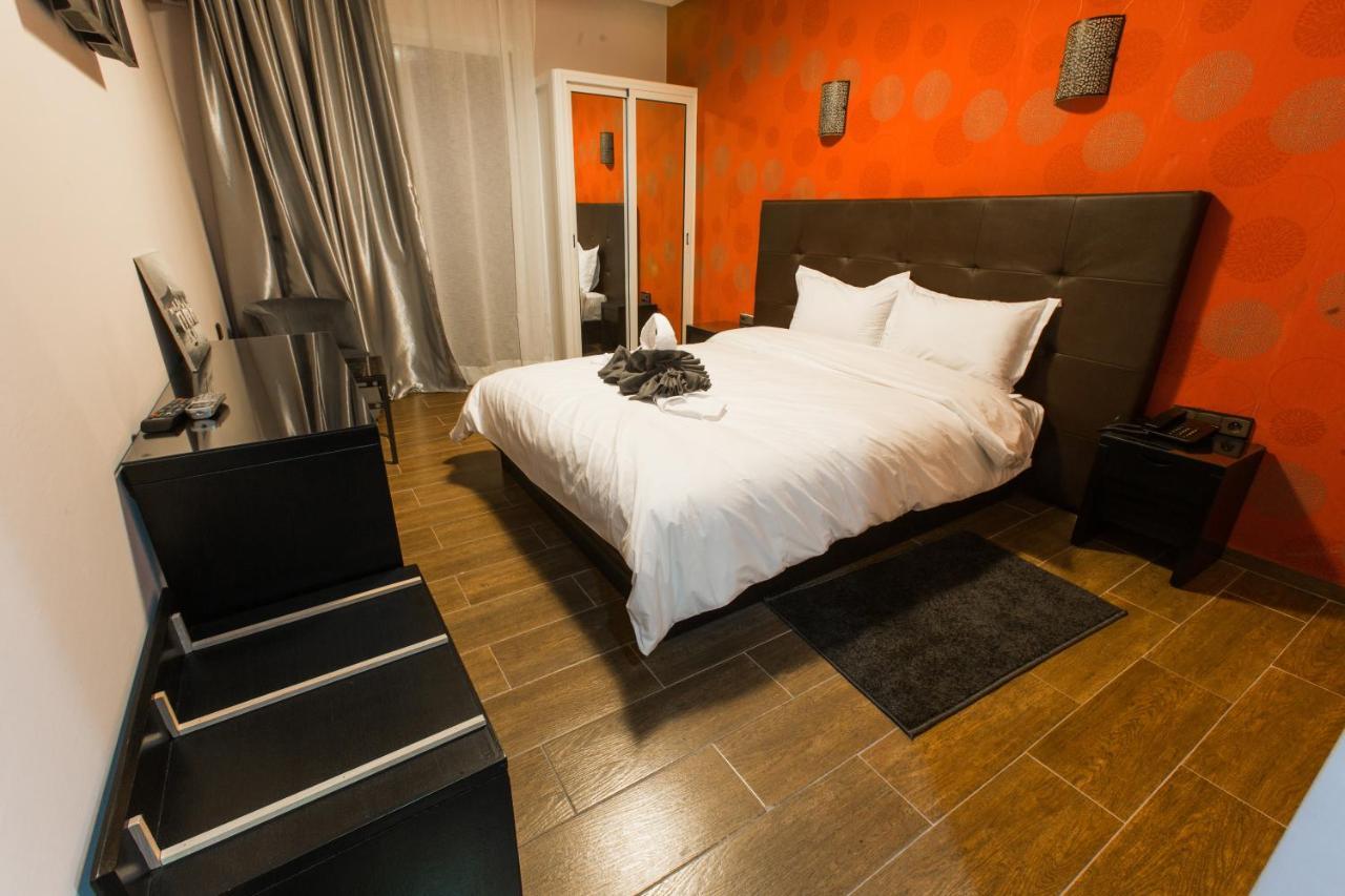 Hotel Swani مكناز الغرفة الصورة
